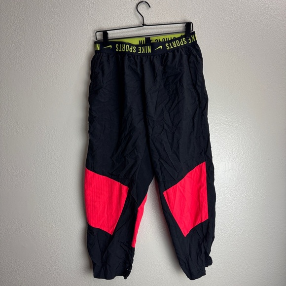 Nike Other - Nike Sports Windbreaker 90s Sweatpants Size Medium